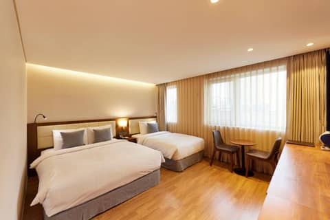Hotel Uri& — photo 6