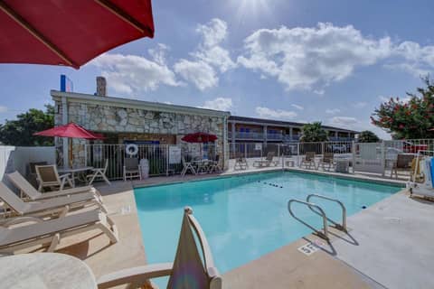 Motel 6-San Antonio, TX - Northwest Medical Center — photo 4