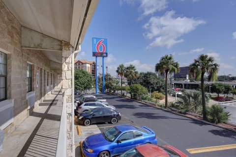 Motel 6-San Antonio, TX - Northwest Medical Center — photo 6