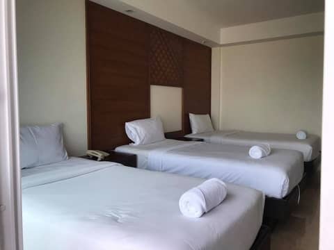 David Residence — hotel room