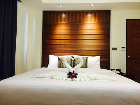 David Residence — hotel room