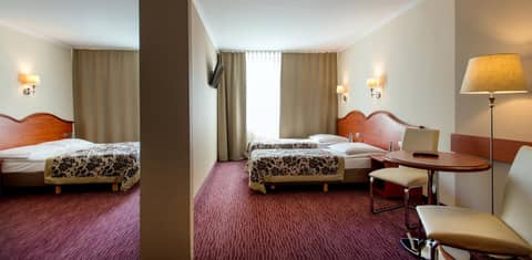Hotel Krakus — hotel room