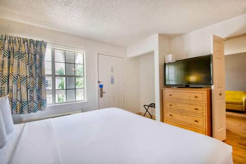 Studio 6 Extended Stay - San Antonio, TX - Six Flags — photo 4