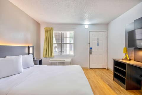 Studio 6 Extended Stay - San Antonio, TX - Six Flags — photo 6