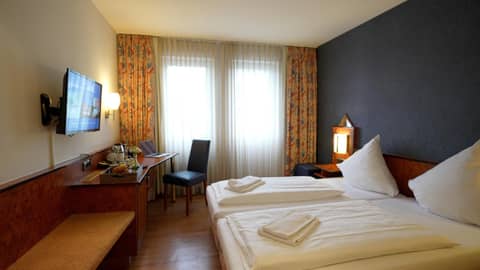 Hotel Miramar Frankfurt City Centre — hotel room