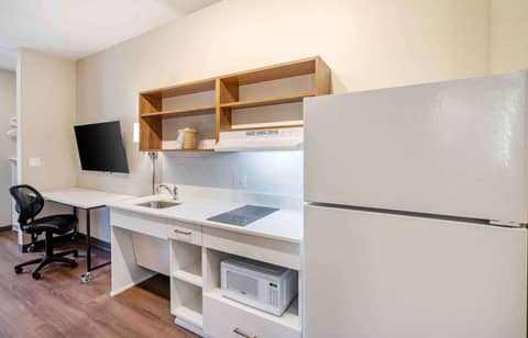 Extended Stay America Premier Suites - Fort Myers - Airport — photo 7