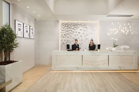 Beach Rotana All Suites — recepcion & lobby