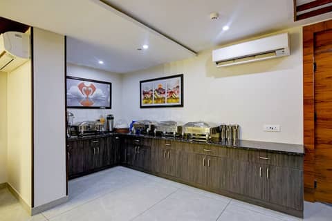 Hotel Le Premier Delhi Airport — photo 8