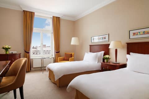 Corinthia Budapest — hotel room