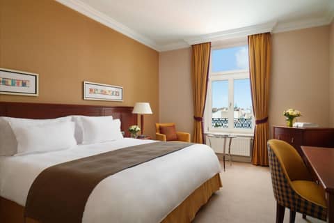 Corinthia Budapest — hotel room