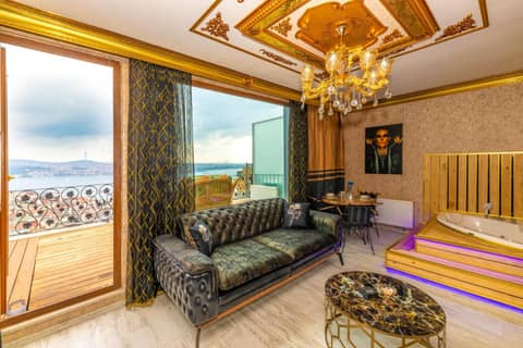 Istanbul Taksim Residence Hotel By MESUT — hotel room