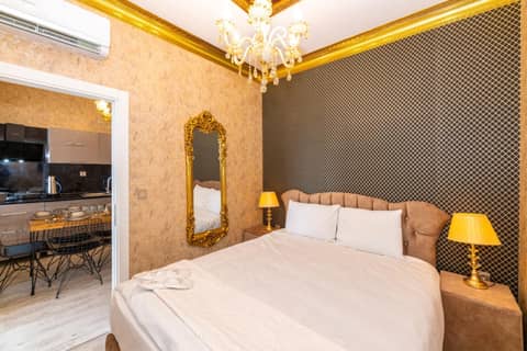 Istanbul Taksim Residence Hotel By MESUT — hotel room
