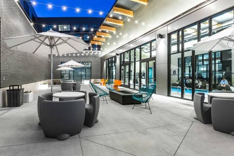 Aloft by Marriott Columbus Easton — balance & terrace