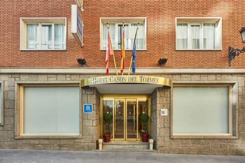 Hotel Casón del Tormes by HappyCulture — building