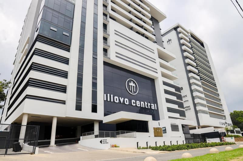 Illovo central @ Sandton — building