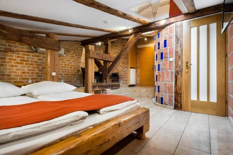 Aparthotel Stare Miasto — hotel room