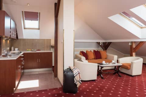 Booking Hotel & Spa — photo 2