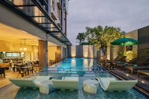 Kamaniiya Petitenget Seminyak — recepcion & lobby