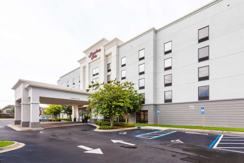 Hampton Inn Jacksonville-I-295 East/Baymeadows — building