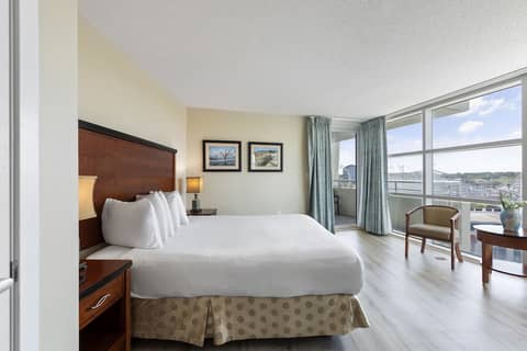 Sandy Beach Oceanfront Resort — photo 6