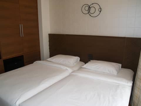 Marvin Suites Hotel — photo 8
