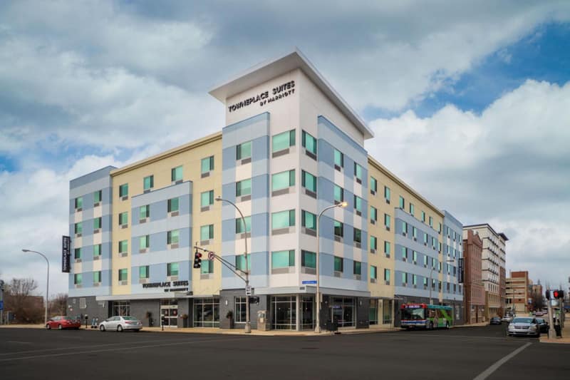 TownePlace Suites by Marriott Louisville Downtown — building