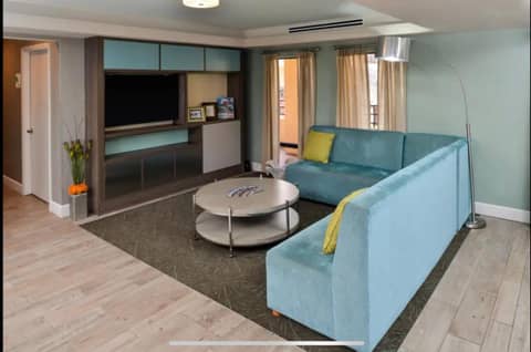 Red Roof Inn PLUS & Suites Tampa - Busch Gardens — photo 4