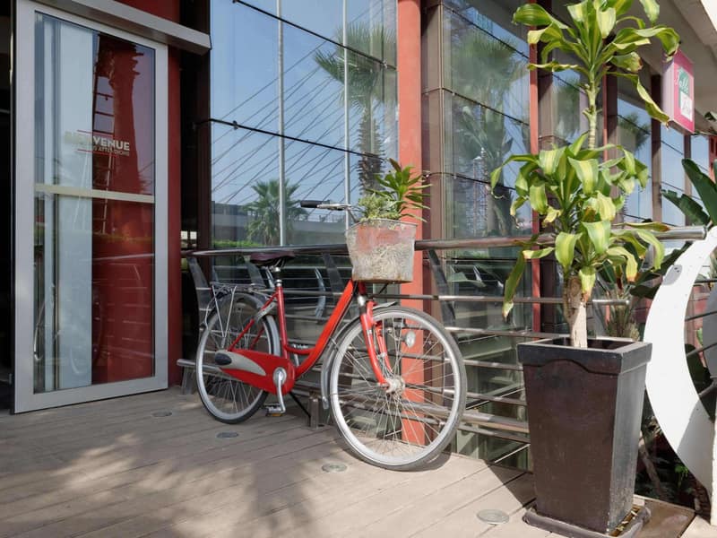 Ibis Casablanca Sidi Maarouf — balance & terrace