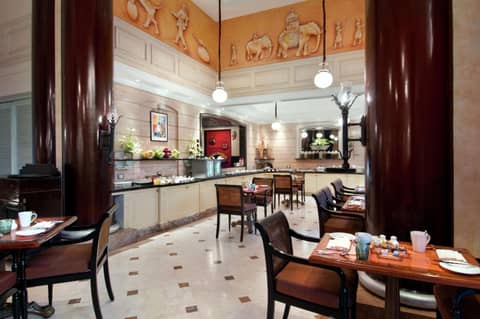 Hilton Mumbai International Airport Hotel — photo 9