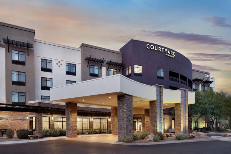 Courtyard by Marriott Scottsdale Salt River — building