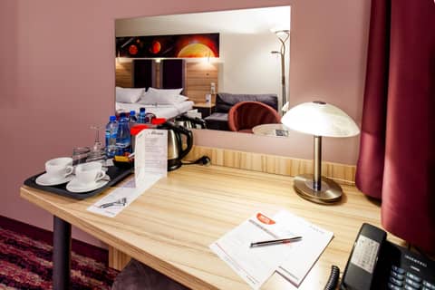Galaxy Hotel — hotel room