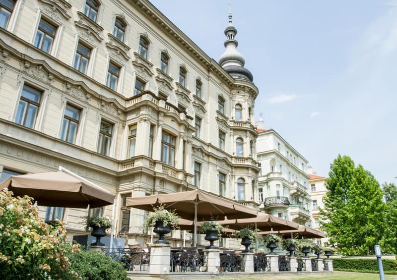 Le Palais Art Hotel Prague — building