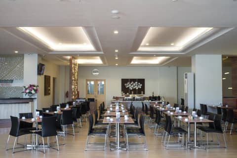 Grand G7 Hotel Kemayoran — dining