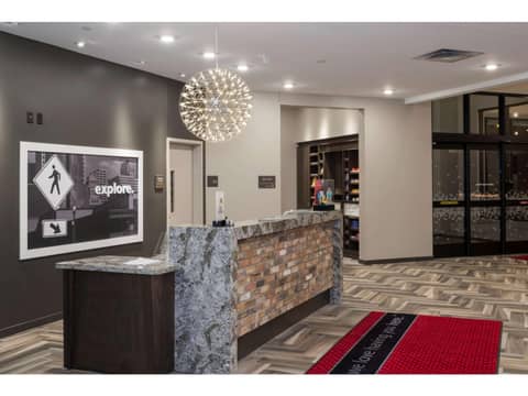 Hampton Inn and Suites Minneapolis University Area, MN — photo 2