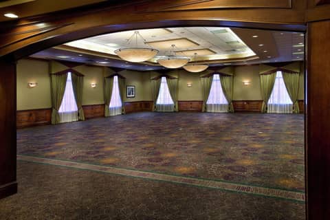Embassy Suites by Hilton Kansas City International Airport — photo 5