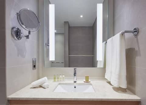 Hilton Garden Inn Muscat Al Khuwair — photo 6