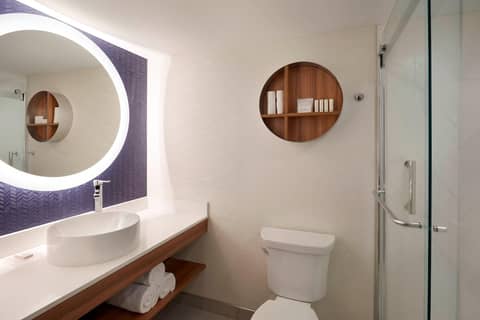 Fairfield by Marriott Montreal Downtown — photo 7