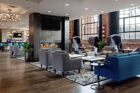 Foundry Hotel Asheville, Curio Collection By Hilton — lounge