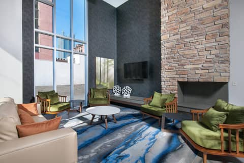 Fairfield by Marriott Pittsburgh Downtown — lounge