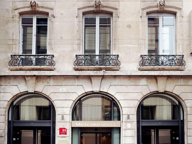 Mercure Lyon Centre Plaza République — building