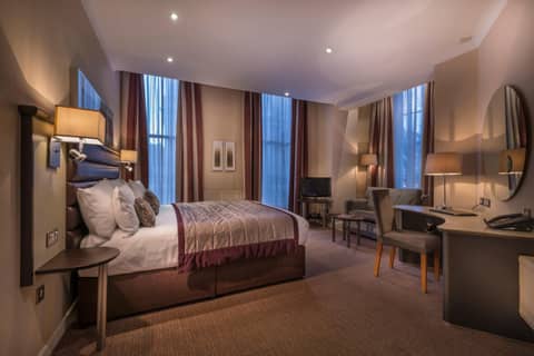Hyde & Seek, London Hyde Park, a Tribute Portfolio Hotel — hotel room