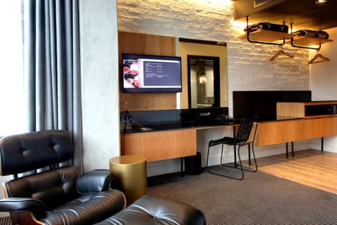 Century City Hotel Urban Square — hotel room