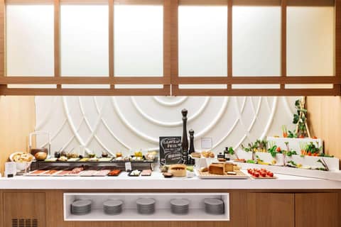 NH Collection Barcelona Gran Hotel Calderon — dining