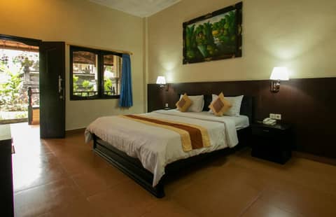 Bali Sandy Resort — hotel room
