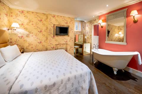Fielding Hotel — hotel room