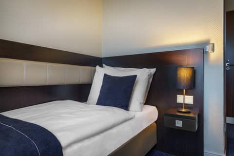 Hotel Continental Hamburg Hauptbahnhof — photo 9