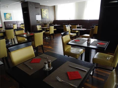 PLAZA Premium Salzburg — dining