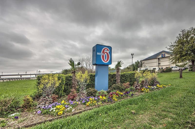 Motel 6-Dallas, TX - Northwest — building