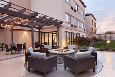 Courtyard Charlotte Airport North — photo 3