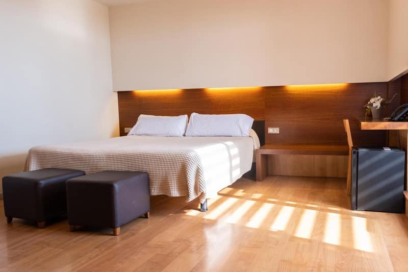 Hotel Turin Barcelona — hotel room